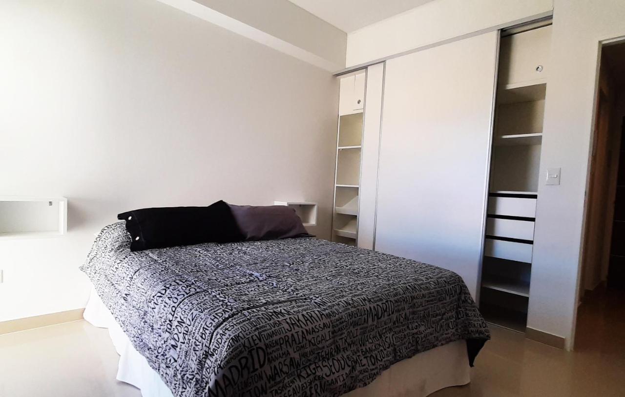 Coral II Departamento A Apartment ปูแอร์โตมาดริน ภายนอก รูปภาพ
